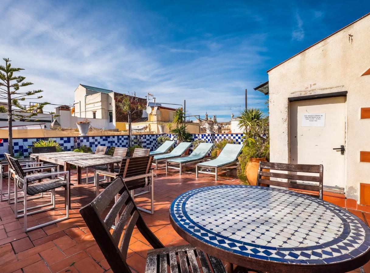 Apartamentos El Pintor Барселона Экстерьер фото