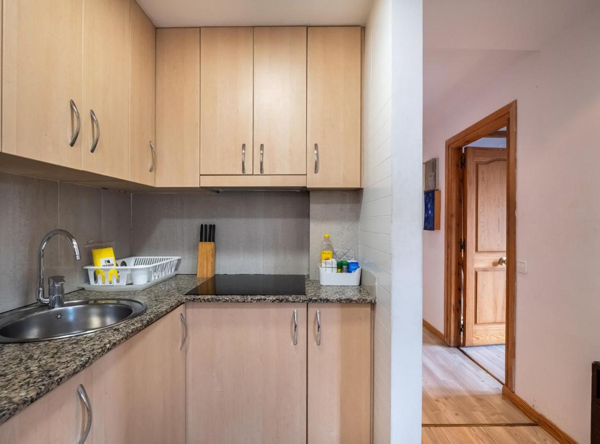 Apartamentos El Pintor Барселона Экстерьер фото