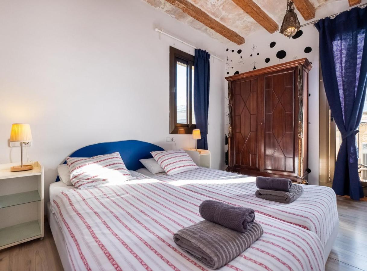 Apartamentos El Pintor Барселона Экстерьер фото
