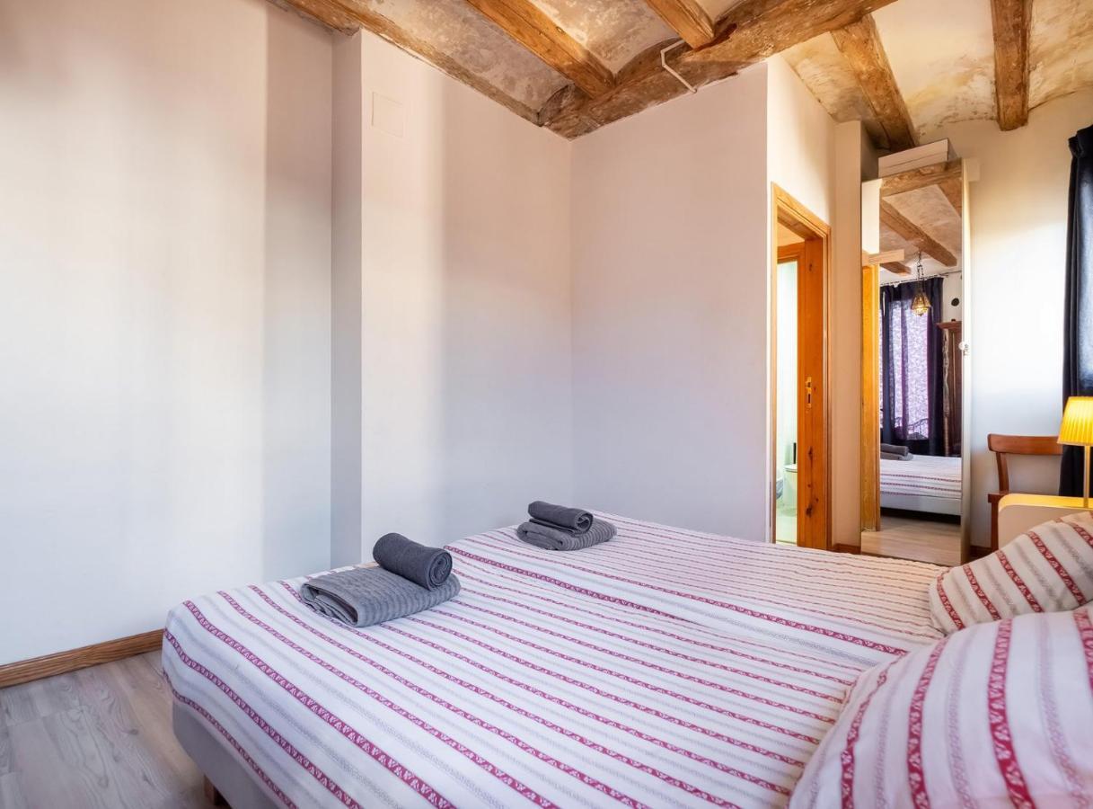 Apartamentos El Pintor Барселона Экстерьер фото