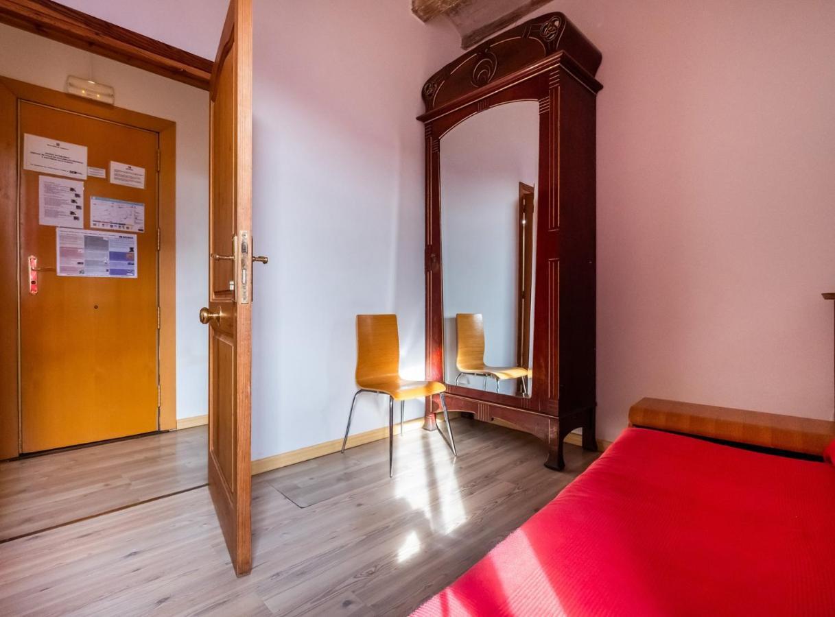 Apartamentos El Pintor Барселона Экстерьер фото