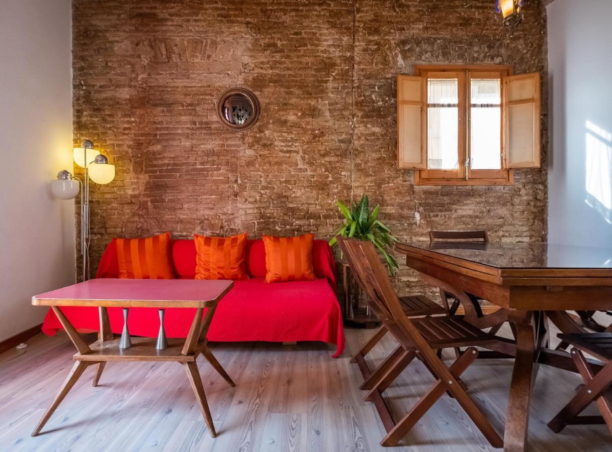 Apartamentos El Pintor Барселона Экстерьер фото